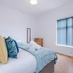 Spacious 2-bed 5mins To Co-op Live & Etihad Campus W Free Parking * Manchester