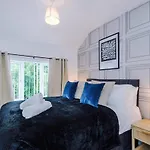 3br Fully-equipped House With Free Wifi & Parking