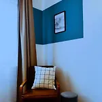 Modern Sleeps 4 & Free Parking * Manchester