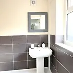 Prázdninový dům Stylish 3 Bedroom House 60 - Free Parking Manchester