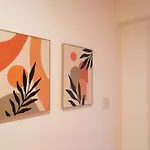 Apartamento Gem With Stylish 2br Retreat And Free Carpark