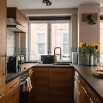Gem With Stylish 2br Retreat And Free Carpark Mánchester