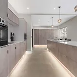 別荘 5 Bed Didsbury Garden Free Parking *