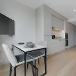 Apartment Stylish With Wi-fi And Shared Facilities Manchester