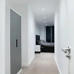 Apartmán Modern 2 Bed Penthouse With Stunning Views In Center *