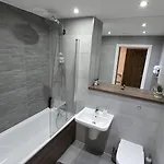 Daire Elegant 2bd & 2ba Centre Luxury With View Manchester
