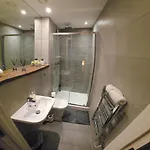 Daire Elegant 2bd & 2ba Centre Luxury With View Manchester