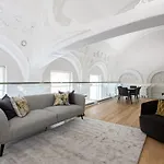 Feriehus Unique Centre Luxury Three Bed Manchester