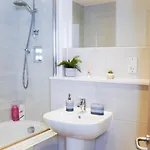 Apartmán 1 Bed Centre - Free Underground Parking - Balcony - Airbed Available *
