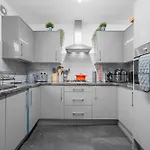 منزل للإقامة Prestige Mcr - Close To Centre-etihad Stadium - Fast Wifi