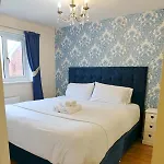 Home Base For Manchester 4 Bed-Garden-Free Parking - Pass The Keys Prázdninový dům
