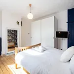 Winslow House- Close To Coop Etihad & Free Parking *