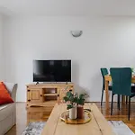 Stylish 2Br Flat - Walk To Old Trafford - Free Parking Apartmán Manchester