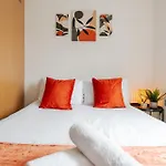 Stylish 2br Flat - Walk To Old Trafford - Free Parking Manchester