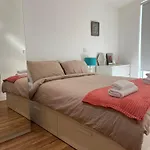 Tj Luxe Salford * Manchester