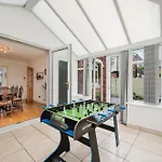 Heaton House - Parkside Charm And Comfort