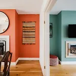 Heaton House - Parkside Charm And Comfort