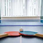 Spacious Stretford 3-Bed, Driveway Parking, Pool Table, Sleeps 6 Манчестер