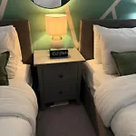 Luxury In Centre Breathtaking View Apartment
