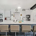 بيت ضيافة Guestready - Stylish In 3*