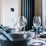 Tatil Evi Media Home, Sleeps 7, Full Kitchen, Parking For 2 Manchester