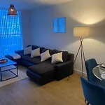 The Dyche-parking-local Attractions-fast Wi-fi * Manchester