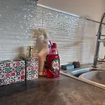 Spacious 2 Bed House In Manchester With Private Parking Дом отдыха Манчестер