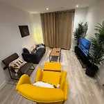 Exquisite Riverview 2bedroom Flat In Manchester. Manchester