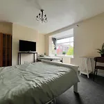 Ferienhaus Budget Spacious 3 Bed In Manchester