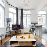 Apartment 2 Bed Centre Flat Sleeps 6 Manchester