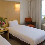 Airport Hotel 3*