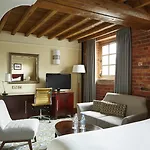 Hotel Marriott Victoria &