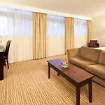 Mercure Piccadilly Hotel 4*