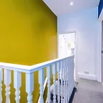 Stunning 5bed 3bath House, Parking, *