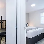 Minutes To The Coop Live Arena & Etihad Stadium - Free Parking With Ev Charger