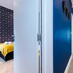 Stunning 5bed 3bath House, Parking,