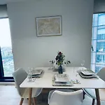 Sky View Centre Luxe - 2 Bedrooms * マンチェスター