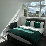 アパート Stylish Manchester 3 Bedroom Apartment *