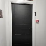 The Meadows 아파트