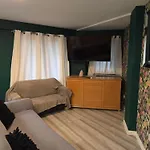 2 Bedroom Centre Апартаменты *