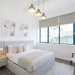 Apartment Large Centre Stylish And Spacious