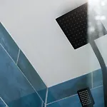 Modern 2br Flat Parking Sleeps 6