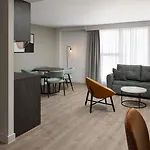 By Marriott Piccadilly Μάντσεστερ