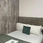 فندق Apex