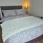 Bee Hive Flat Гостевой дом Манчестер