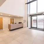 Apartmán 2 Bed Ensuite With Fantastic Night View And Old Trafford Stadium *