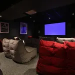 Apartment For Students Only - Victoria Point In Manchester