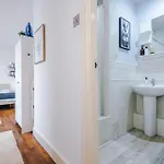 2br Heights Sleeps 7 Parking & Wifi *