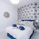 Sleep7, Pool Table, Ttennis, Free Parking, 3br 曼彻斯特