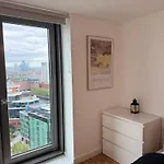 Sky View Centre Luxury شقة مانشستر